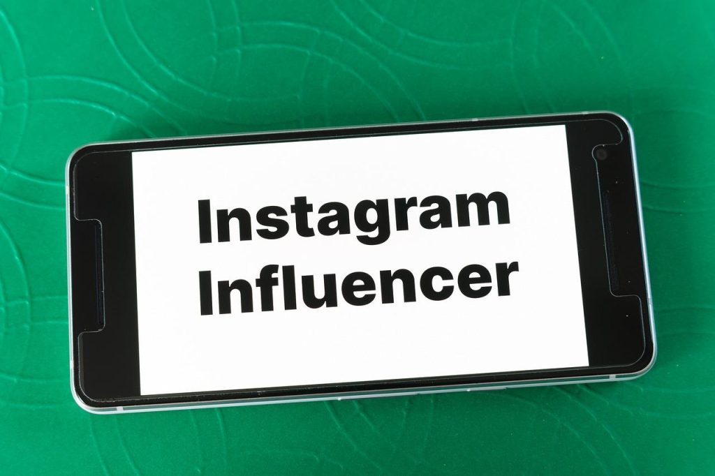 Unlocking Success: The Advantages of Influencer Marketing Unlocking Success: The Advantages of Influencer Marketing